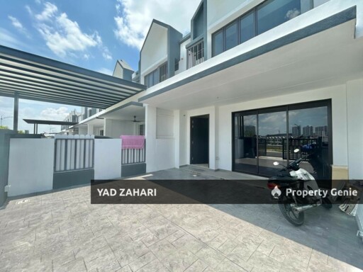Serenia (Type Anira), Sepang | Double Storey Terrace 4 Bedrooms | RM790K - Facing Open, New Unit & Freehold Individual Title