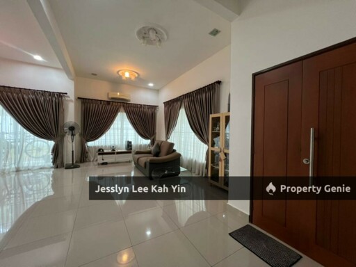 Bandar Tasik Kesuma Semenyih Semi D Fully Renovated and Nicely