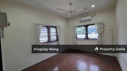Pasir Puteh Pasir Pinji Semi D Below Market Value Simple Renovated