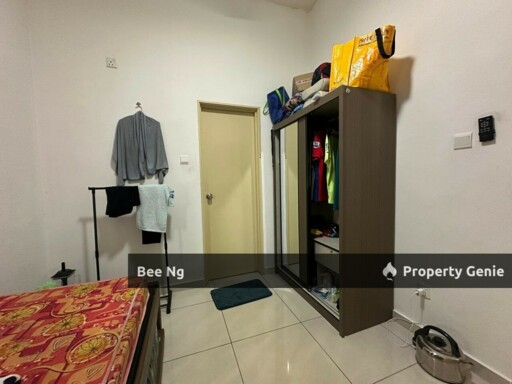 Taman Kempas Utama 2.5 storey cluster