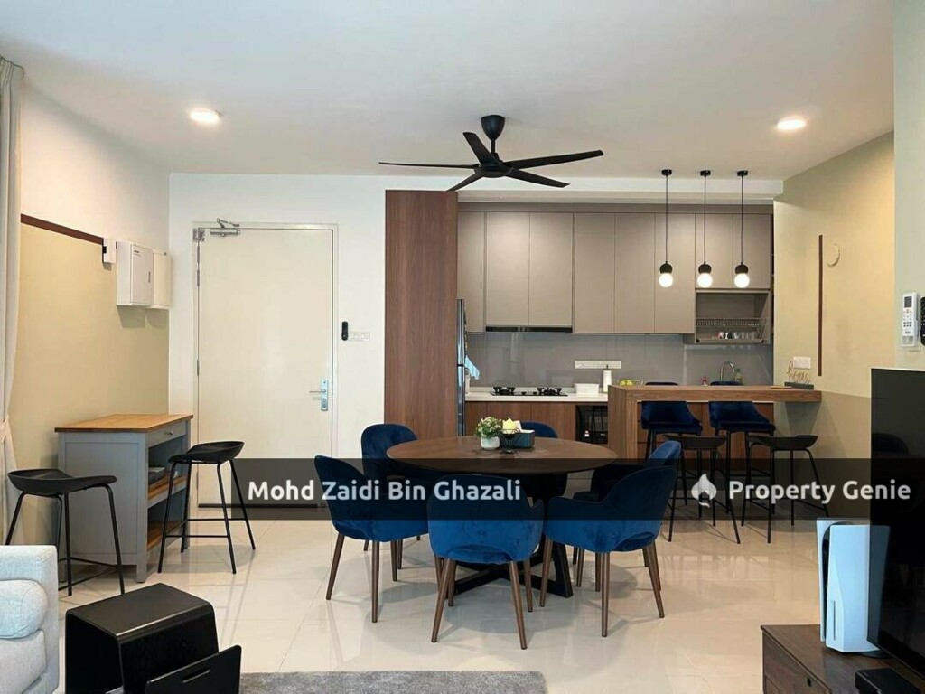 Fully furnished Flora Rosa Condo
