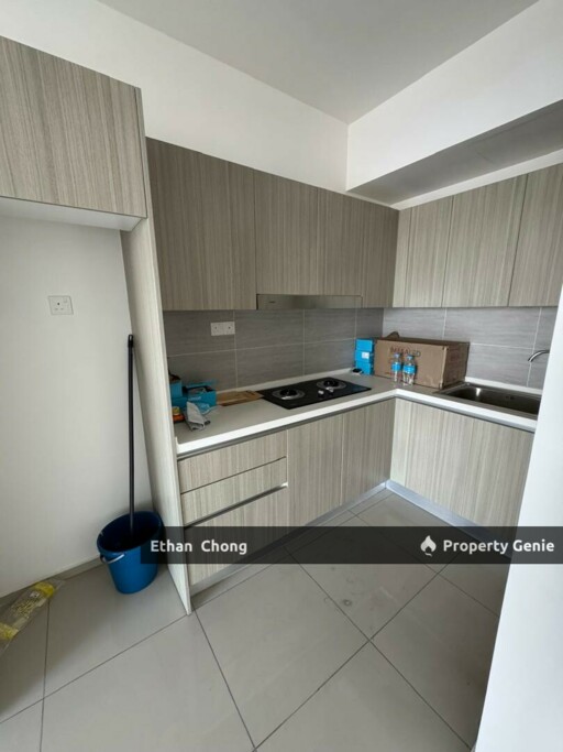 Gravit 8 Residence Partial Furnished For Sale