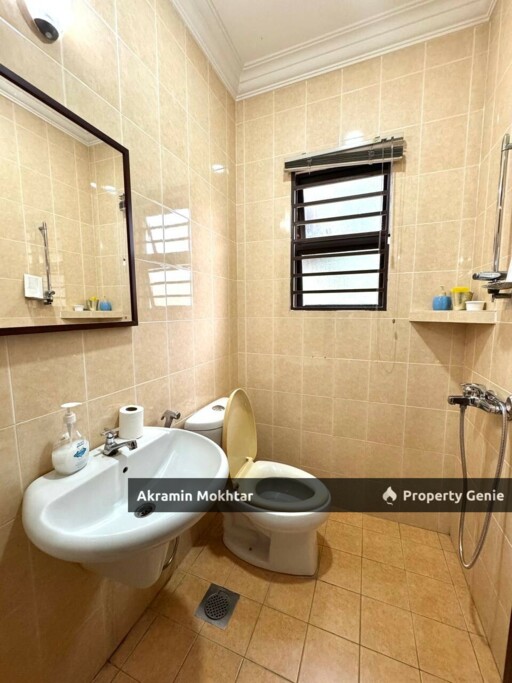 Freehold & Nice Garden | Double Storey Bungalow Kampung Tunku SS1, Petaling Jaya