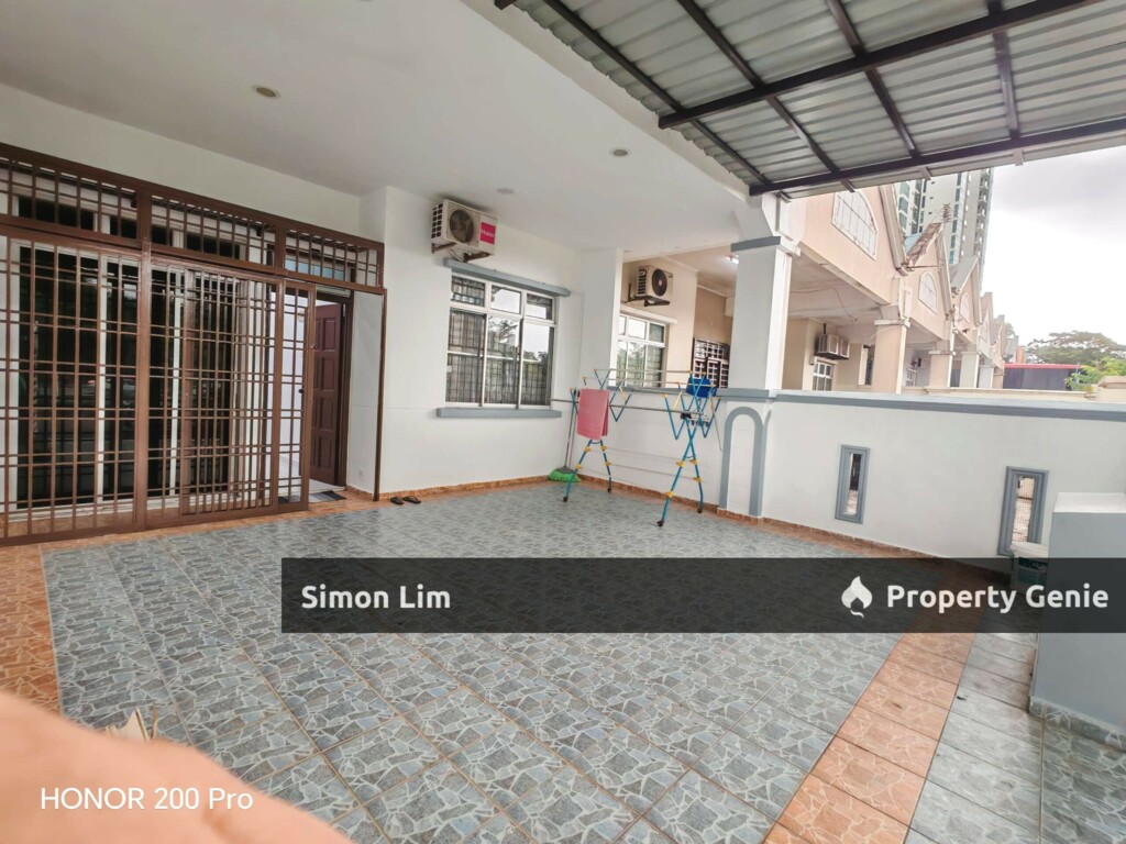 Jalan Mersawa @ Taman Megah Ria Single Storey Terrace For Rent (13mins to CIQ)