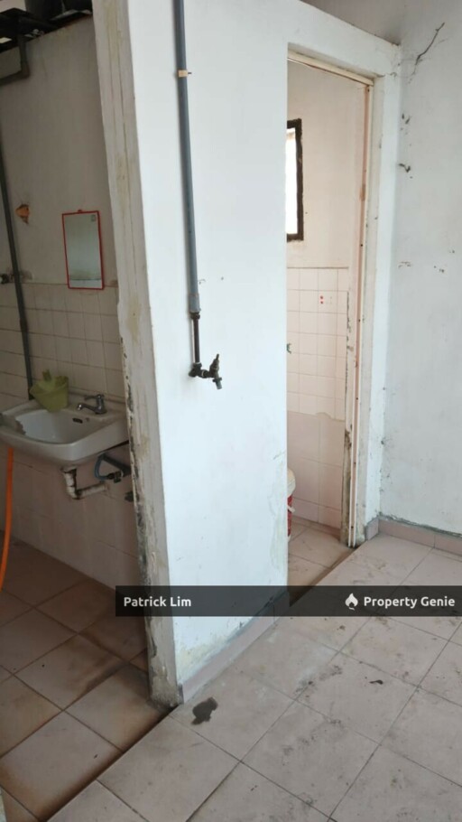 Melaka Baru @ 1st Floor Shoplot for Rent