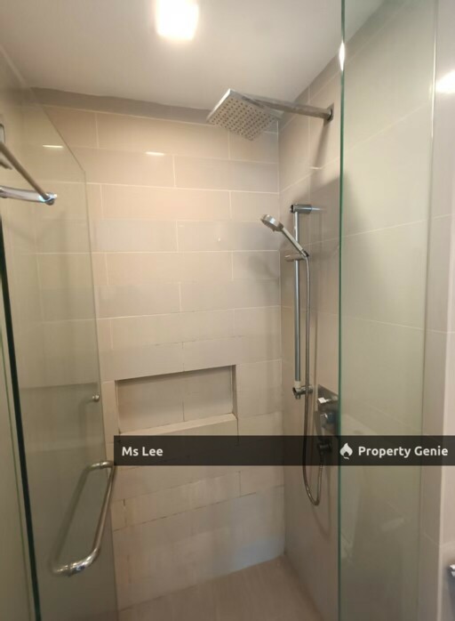 The One Bukit Ceylon (Ramada KLCC) @ Bukit Bintang -Near Monorail Raja Chulan, level 25 Studio, Good for investment