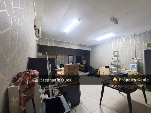 Bandar Puteri Klang 1st Floor Partial Furnished Shop Office For Rent
