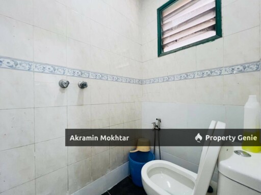 Freehold & Fully Renovated | 2 Storey Terrace Intermediate PU 10 @ Taman Puchong Utama, Puchong