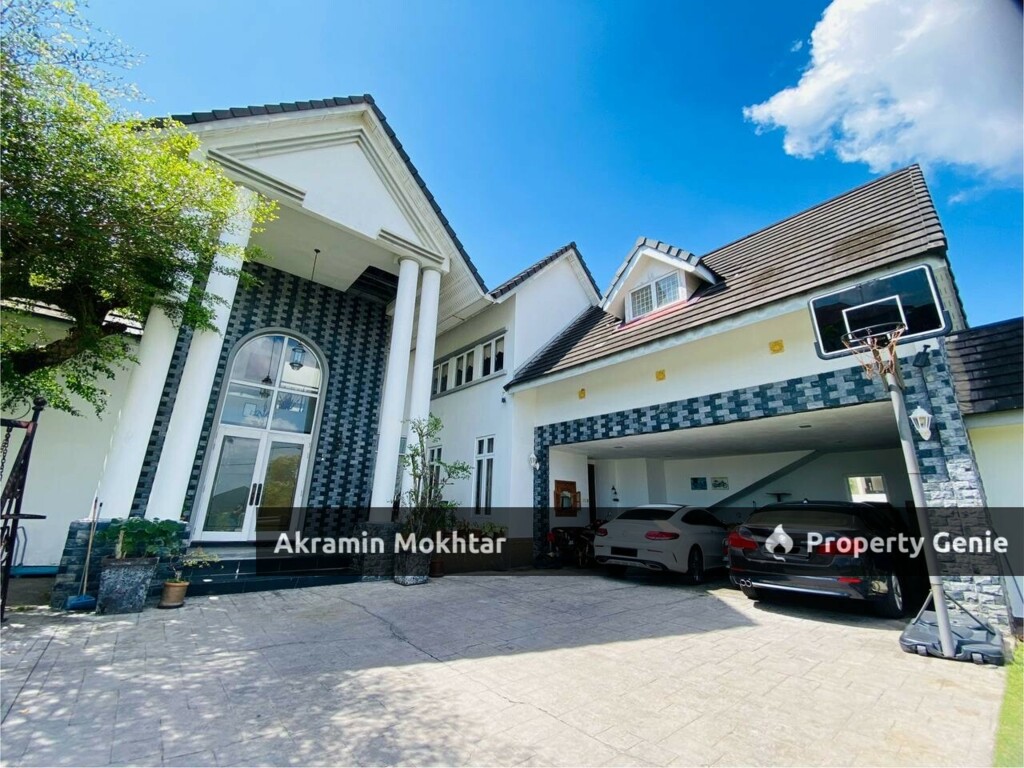 DOUBLE STOREY BUNGALOW BANGI GOLF RESORT BANDAR BARU BANGI