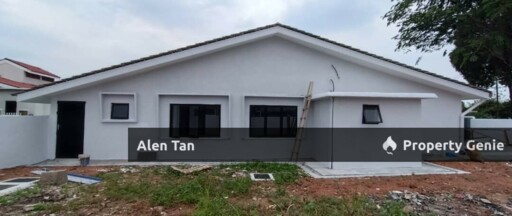Corner 1 storey house, Taman Maznah, Klang