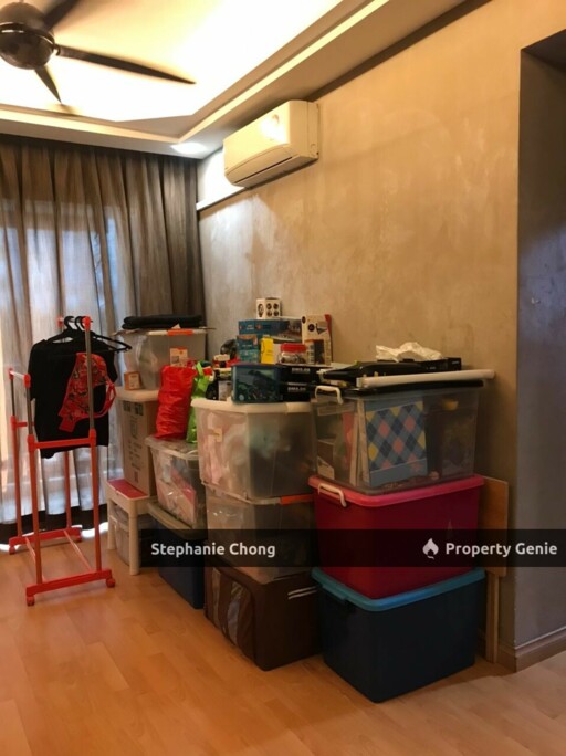 Perdana Emerald Condominium, 979 SF, Below Purchase Price!