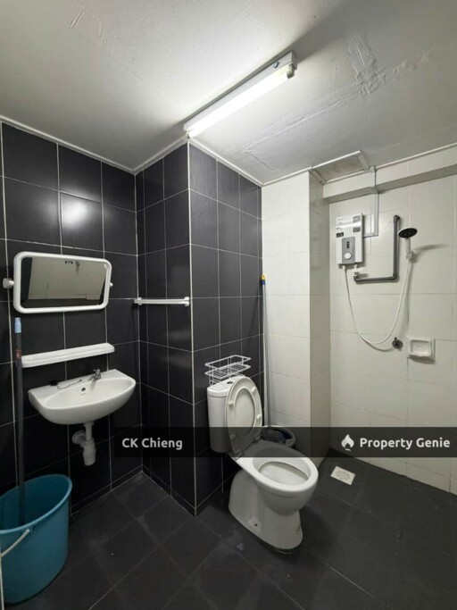 Calisa Residence, Below Market Non Bumi, 924sqft 3 Rooms Corner Unit, Taman Mas Puchong