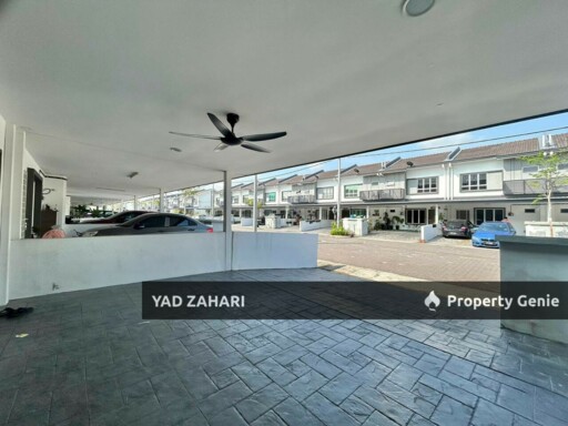 Rentak Perdana, LBS Alam Perdana, Puncak Alam | 2-Storey Terrace 4 Bedrooms | RM450K - Semi Furnished with Good Condition and Gated Guarded