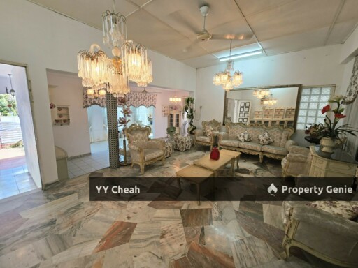 Gunung Rapat, Ipoh 2-storey Bungalow For Sale Taman Maju Rapat