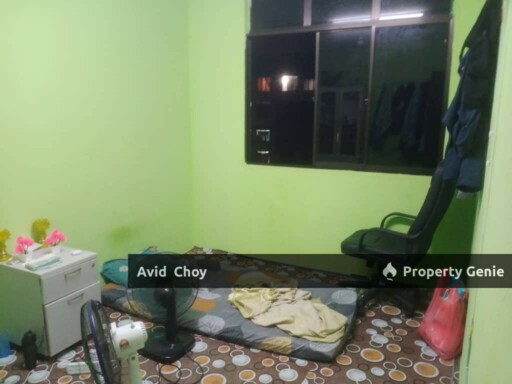 Taman Putri , Cengal Flat(2 Bedroom)(Full loan)Rm95,000