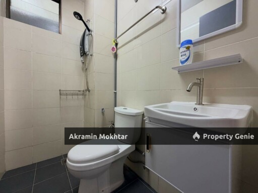 FREEHOLD, RENOVATED, FULLY FURNISHED & 2 PARKING | RESIDENSI ZAMRUD CONDOMINIUM BLOK A&B JALAN ZAMRUD UTAMA KAJANG
