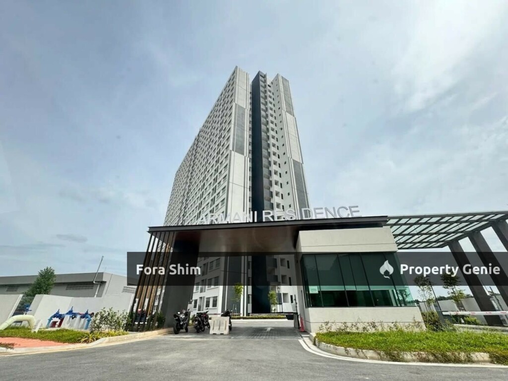 Armani residence @ sg long