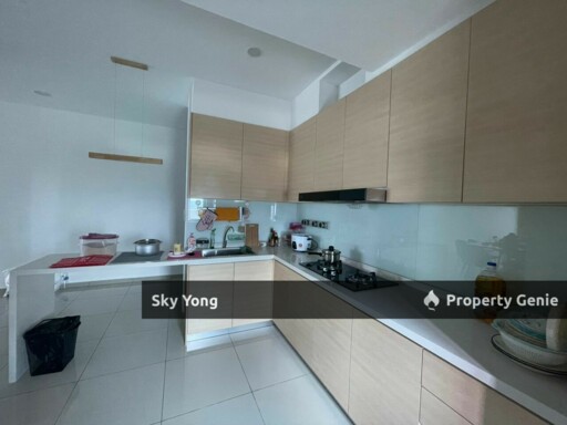 Metropol Condominium below market value for sales