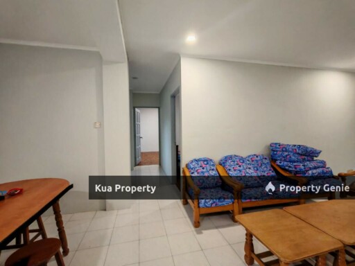 Central Court Apartment For Sale! Located at Jalan Central