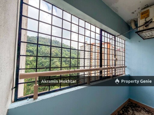 Flora Damansara Apartment, Damansara Perdana