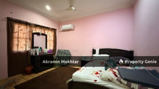 Freehold, Renovated & Partially Furnished | 2 Storey Superlink Putra Heights, Subang Jaya