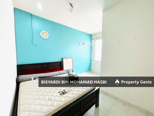 FACING OPEN 2 STOREY END LOT, TAMAN VISTA EMAS, BANGI .