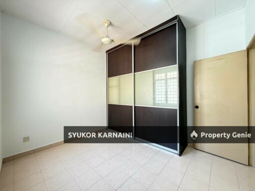 Double Storey Superlink Lorong Az Zaharah, Puncak Alam