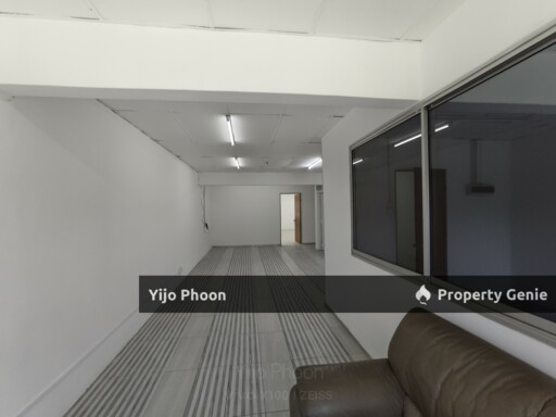 Office / Retail unit (First Floor) at Bukit Sentosa, Rawang (Main Road Frontage)