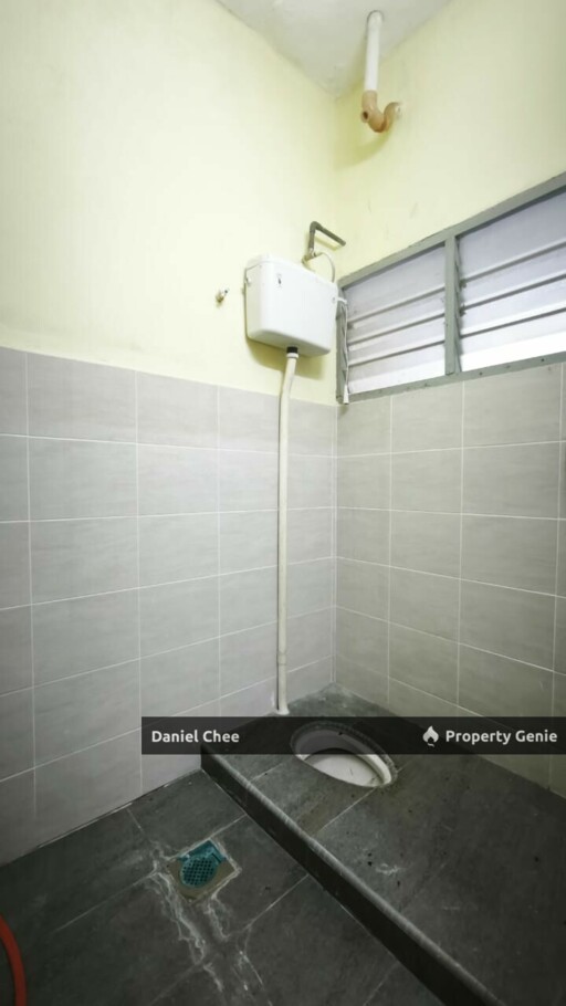 Bercham Double Storey Terrace House For Sale