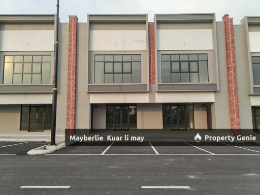 Village Square Gamuda Gardens Rm8k Intermediate GF/L1 Shop For RENT