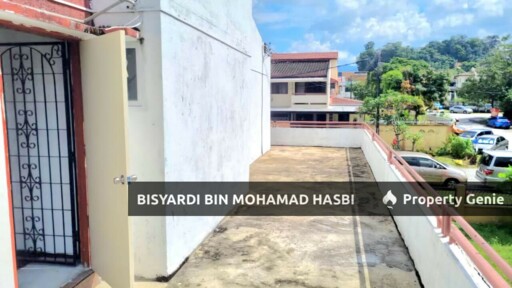 CORNER LOT 2 STOREY TERRACE TAMAN WANTAN, AMPANG SELANGOR .