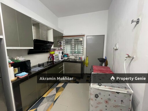 Freehold & Renovated | 1-Storey Terrace Taman Pinggiran Senawang.