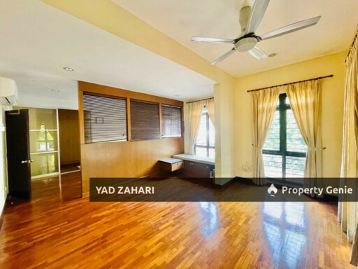 Bukit Jelutong, Shah Alam | 2-Storey Terrace 5 Bedrooms | RM1.4M - Freehold, Non Bumi & With Loteng
