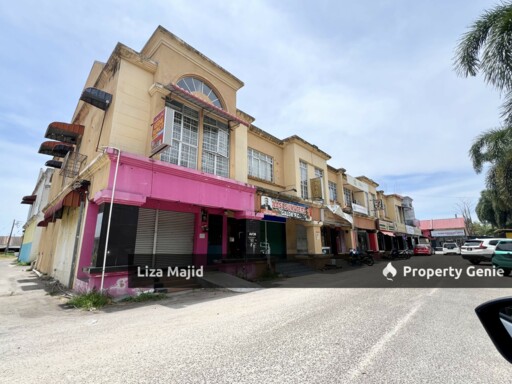 Shoplot 2 Tingkat