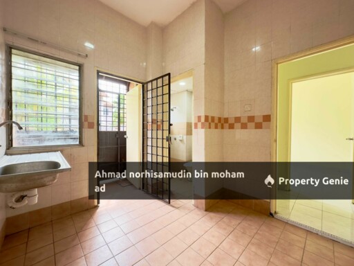 Corner Lot! Taman Bukit Subang U16 Shah Alam, Double Storey for Sale