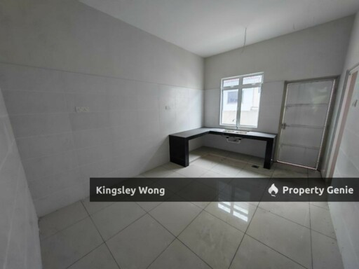 Bandar Lahat Mines Hill Park Double Storey Terrace House Facing Empty Land Gated & Guarded  Near Pengkalan