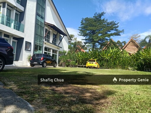 2 Plots Land Consists Of 2.5 Storey Bungalow Anjung Putra Sg Buloh For Sale