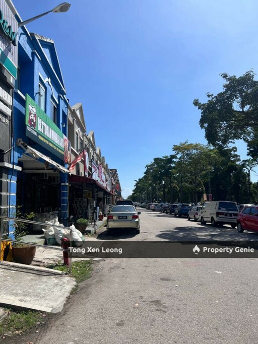 Double Storey ShopLot For Sale @ Taman Merdeka