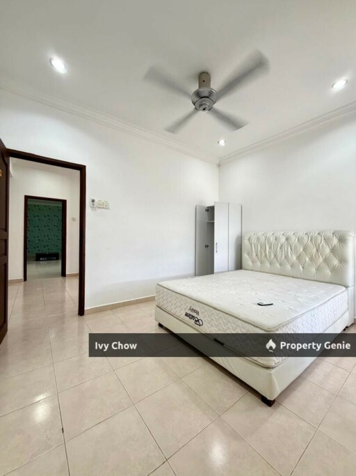 Bandar Putra Jalan Nuri Kulai double Storey Corner lot