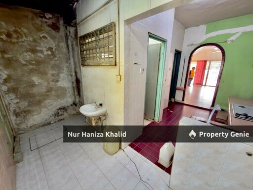 Double Storey, Taman Sri Muda, Seksyen 25 Shah Alam Selangor