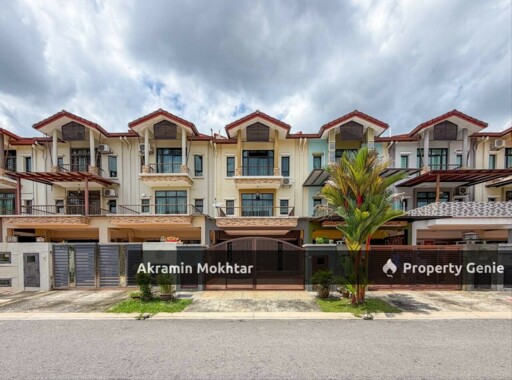 Renovated & Partially Furnished | Triple Storey Taman Sentosa Villa Kajang
