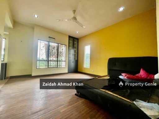 Taman Prima Tropika Seri Kembangan Corner Lot House For Sale