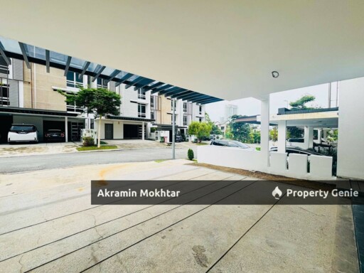 TWO AND HALF STOREY HYPERLINK DUTA VILLA PRESINT 14 PUTRAJAYA
