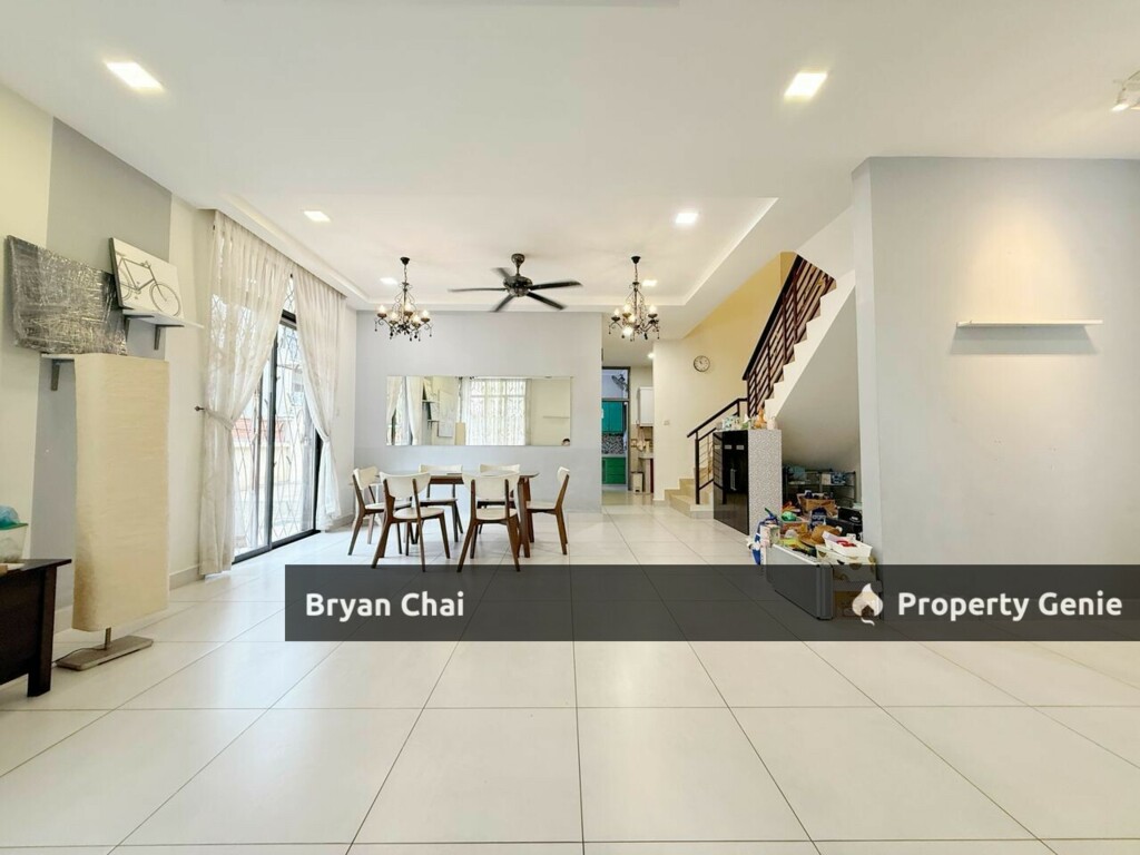 Taman Seri Austin Cluster House