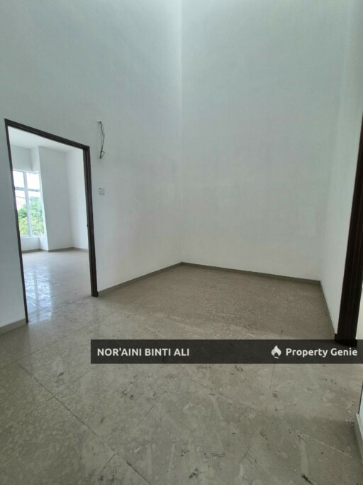 Teres 2 Tingkat untuk Dijual di Taman Geliga Permai, Kemaman