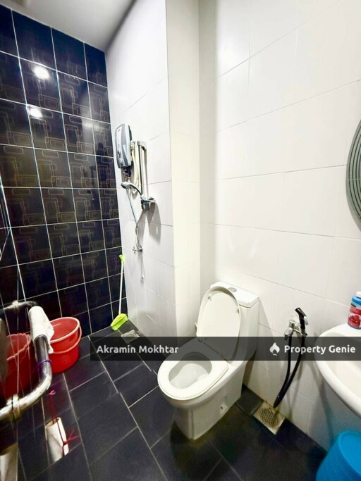 Freehold & Fully Renovated | 3 Storey Semi-D Taman Saujana Suria Kajang