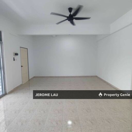 Sri Kluang Double Storey End Lot House for Sale