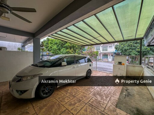 Freehold & Renovated | 2 Storey Terrace, Tmn Pelangi Semenyih 2 (Oakberry) @ Semenyih.