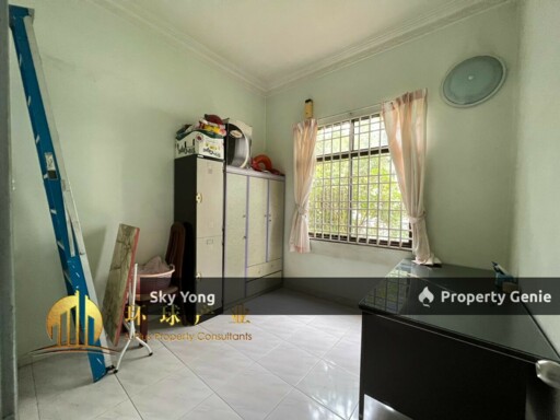 Double Storey Bungalow House @ Fully Furnished For Rent