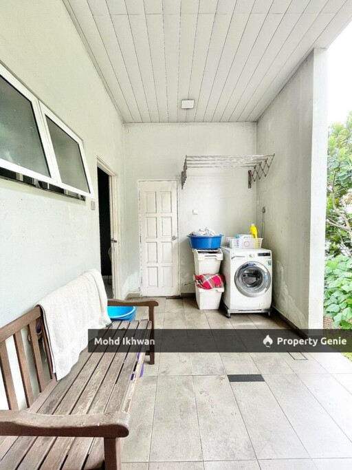 DOUBLE STOREY BUNGALOW SEKSYEN 8 KOTA DAMANSARA